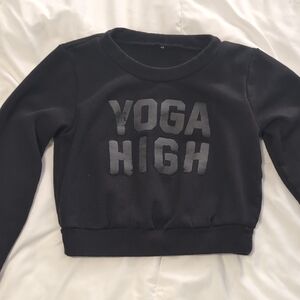 ALO Crop Cropped Yoga High Black Crew Neck Sweater